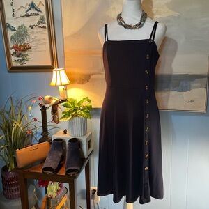 Chic Navy Button-Accent Midi Dress